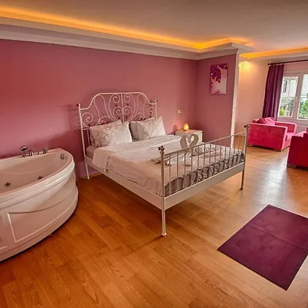 Alesta Butik Sile