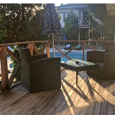 Alesta Butik Hotel *